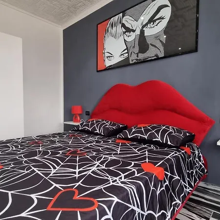 Apartment Diaboliko