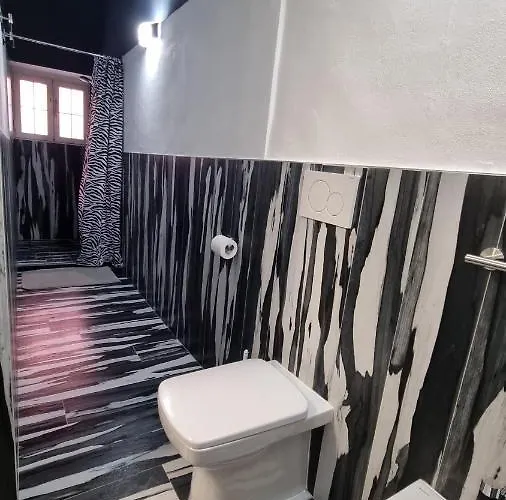 Diaboliko 아파트 카폴리베리